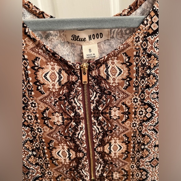 Size small brown paisley patterned zip front blouse shirt top - Picture 5 of 5